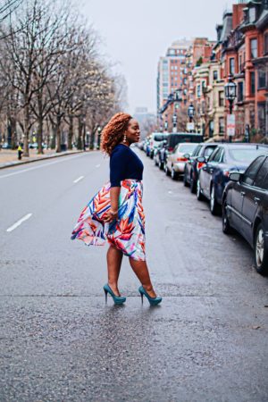 Read more about the article Florid Strelitzia Printed Midi Skirt // Chicwish
