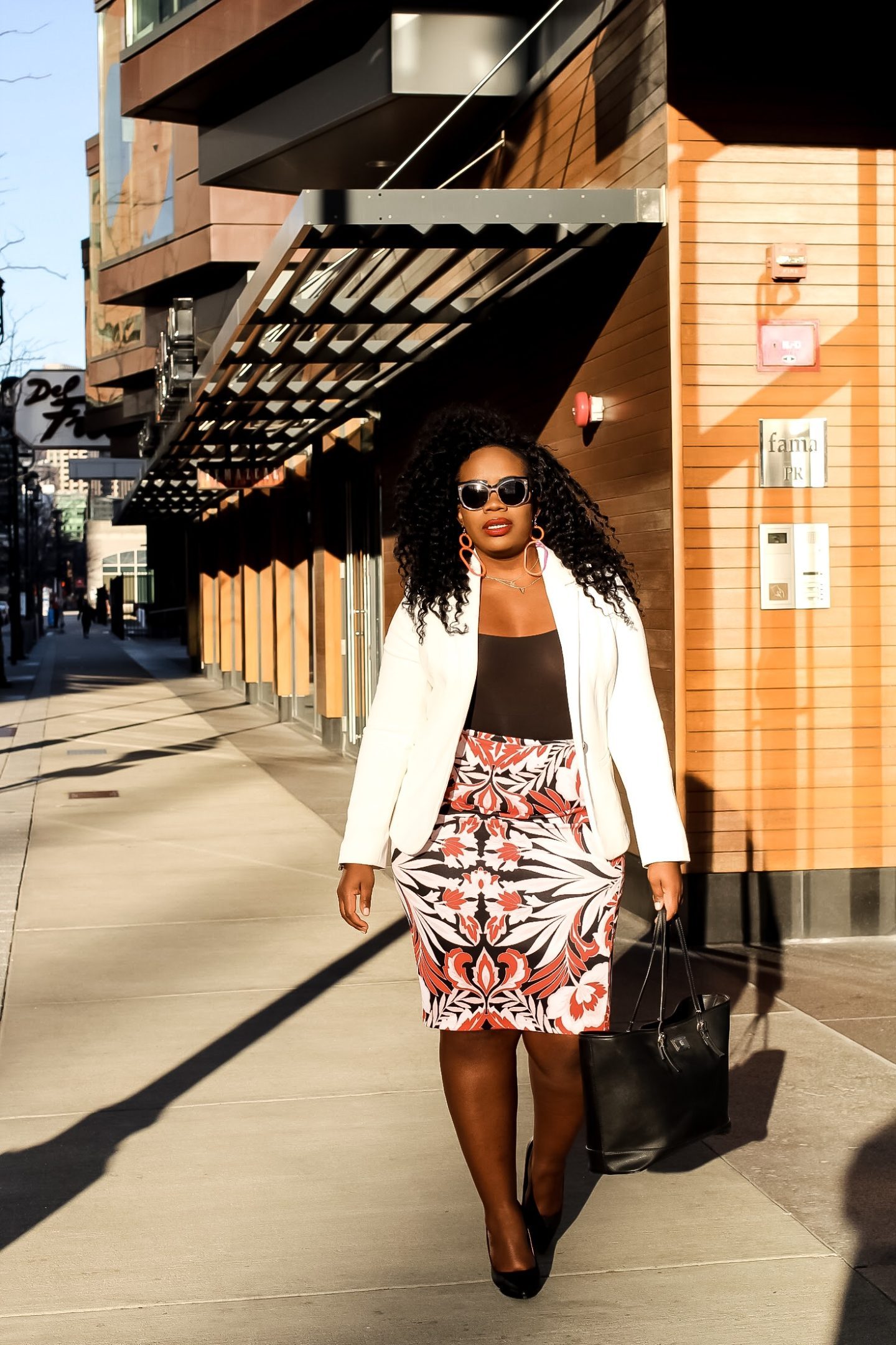 #Africanblogger, #Africancocktail, #TheAfricancocktail, #African, #Africanwoman, #AfricanBloggers, #BostonBlogger, #NewEngland, #Blogger, #Heels, #Fall, #BostonFall, #FallFashion, #Aldo, #30DaysIn30Skirts, #Skirts, #Alineskirt, #Primark, #Zara #Chicwish #ChicwishSkirt