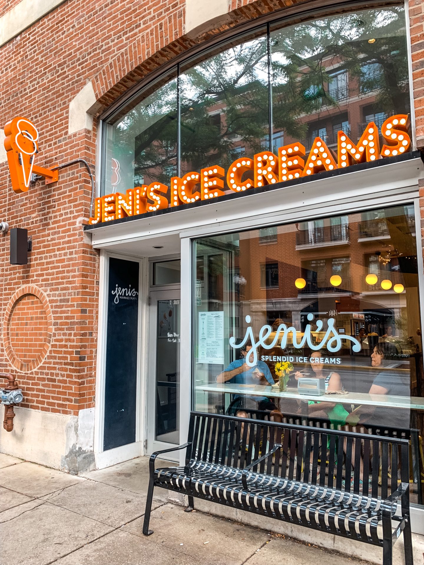 Binja the Africancocktail photograph of Jeni's Splendid Ice Cream Parlor in Chicago Illinois
